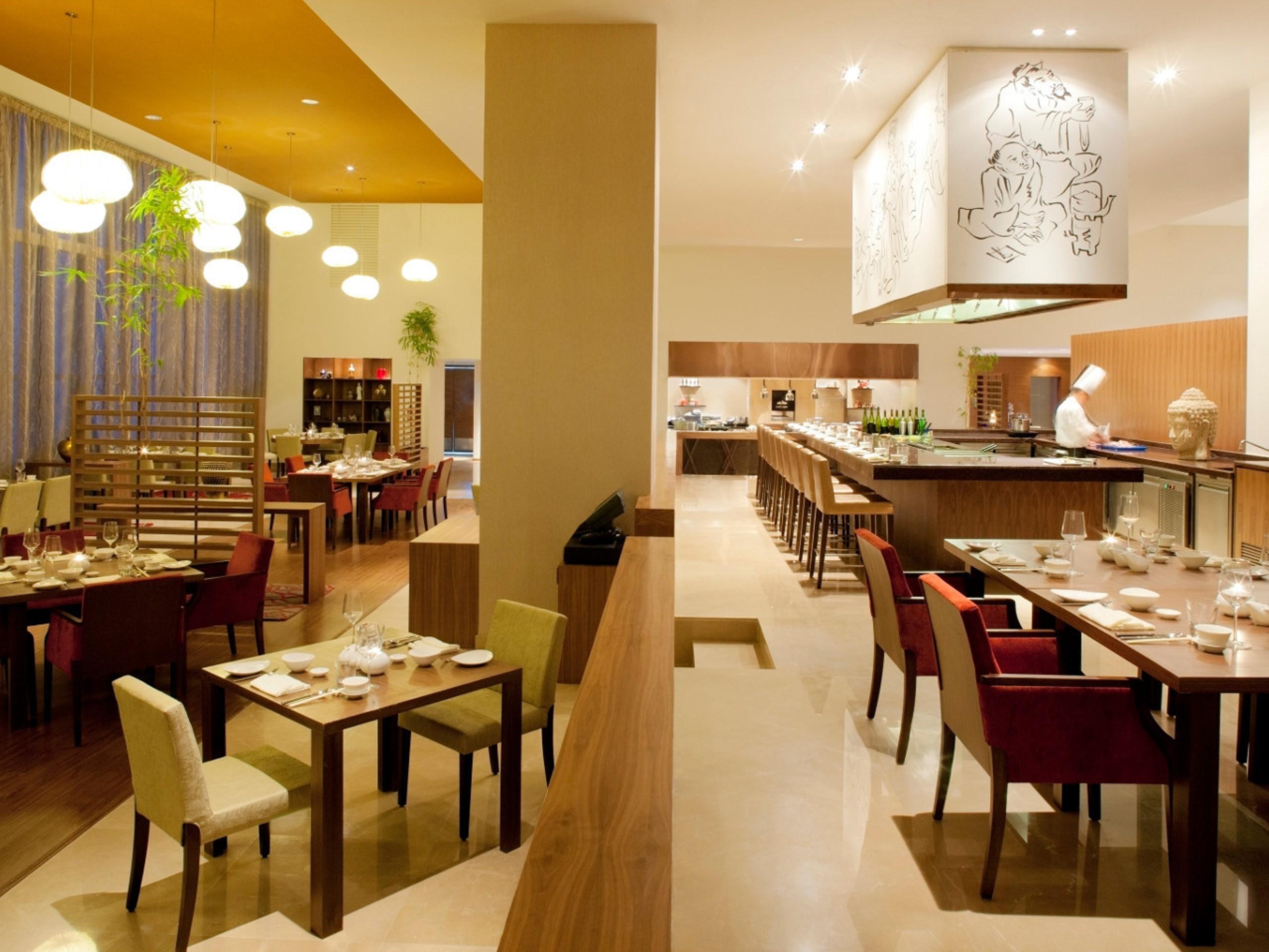 โรงแรมเรดิสันบลูพลาซ่า ไฮเดอราบัด บัญชรฮิลล์ ภายนอก รูปภาพ The restaurant