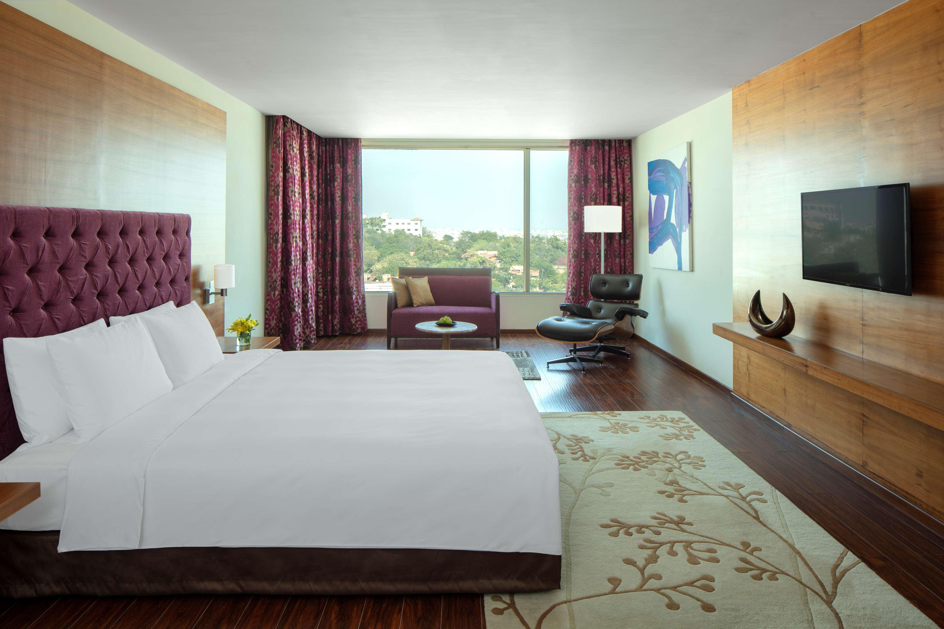 โรงแรมเรดิสันบลูพลาซ่า ไฮเดอราบัด บัญชรฮิลล์ ภายนอก รูปภาพ Deluxe Room